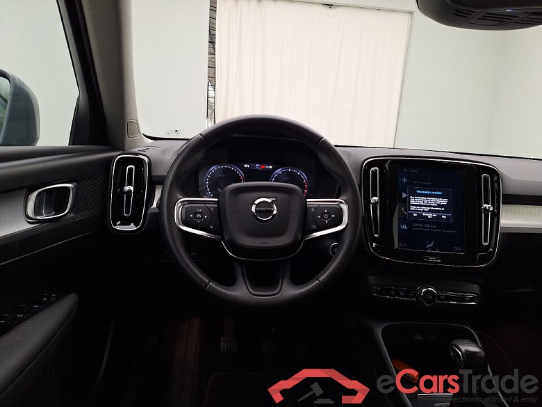 Volvo XC40 1.5 T3 Momentum Pro LED Virtual ACC Navi KeylessGo Klima Camera PDC ... #6