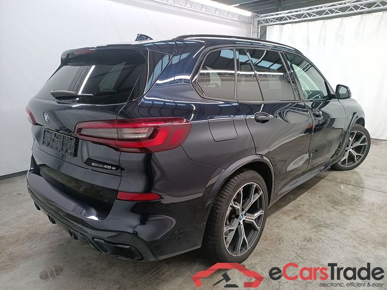 BMW X5 - 2018 3.0AS 286hp xDrive45e PHEV (EU6AP) 5d ///M-SportKit (total options: 23,732 Ex.Vat) #2