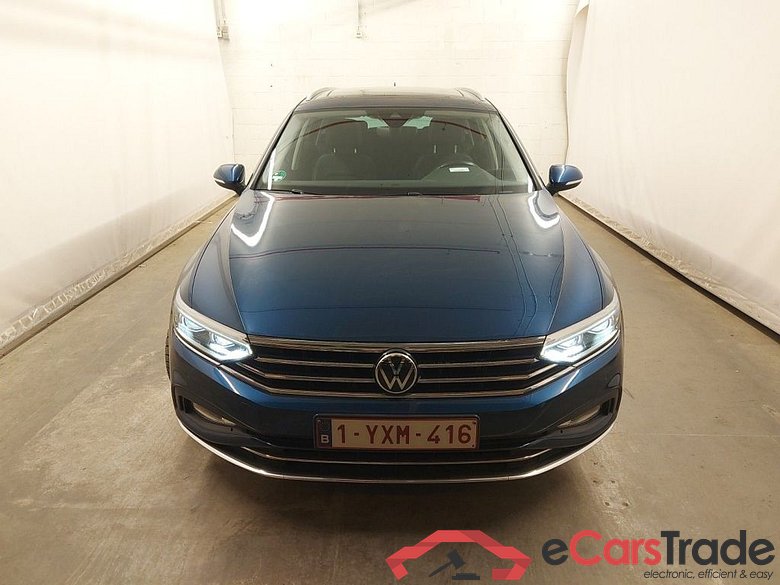 Volkswagen Passat Variant 2.0 TDI SCR 110kW DSG7 Elegance Business 5d #5