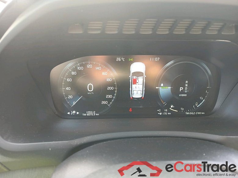 VOLVO XC90 / 2019 / 5P / todoterreno 2.0 T8 AWD Inscription Auto #4