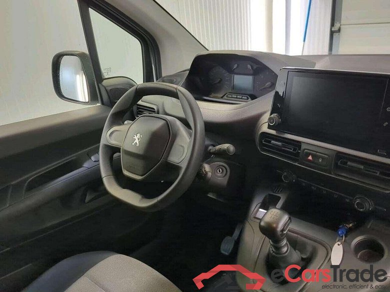 PEUGEOT Partner 1.2 PT. Premium #3