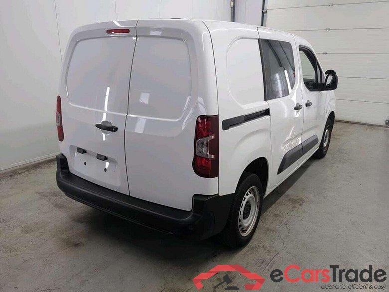 PEUGEOT Partner 1.2 PT. Premium #2
