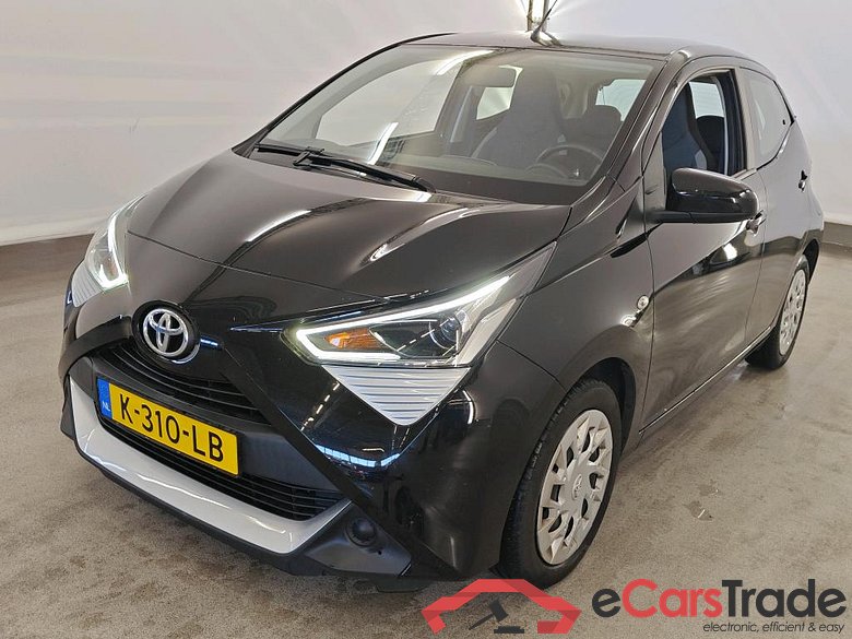 Toyota AYGO 1.0 VVT-i x-play x-shift 5d