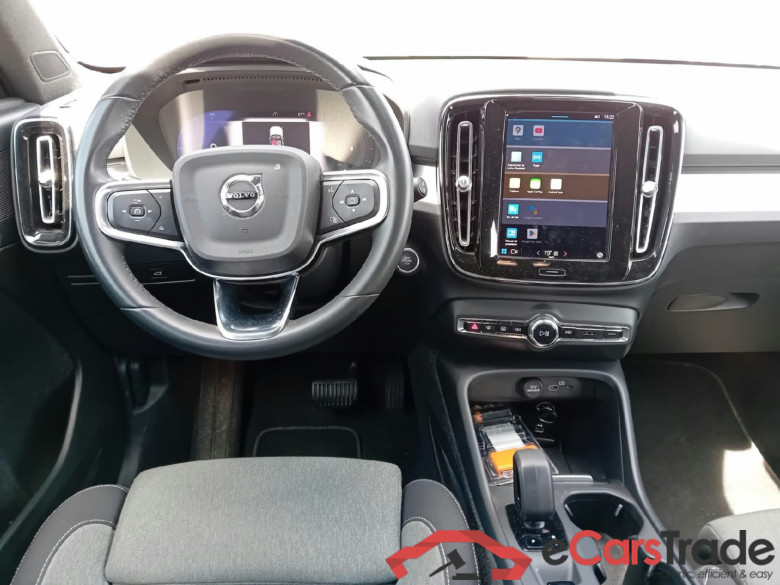 VOLVO XC40 / 2021 / 5P / todoterreno 2.0 B3 G Core Dark Auto #5