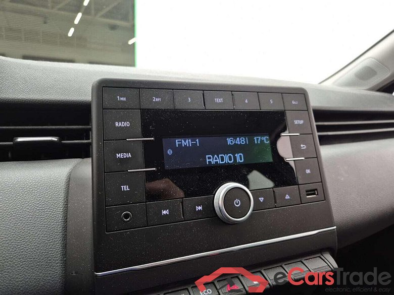RENAULT CLIO 1.0 TCe Life #6
