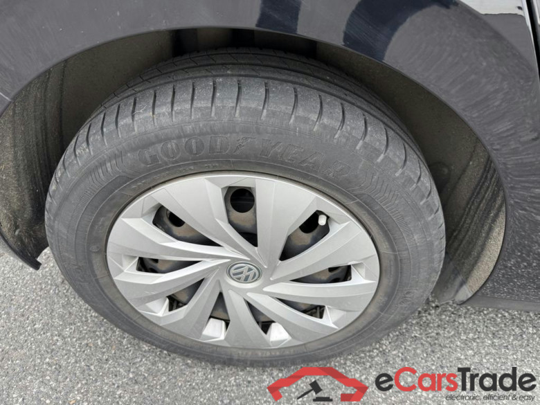 VOLKSWAGEN Polo New Polo Comfortline 1.0 TSI  70 kW (95 ch) 5 vitesses manuel #6