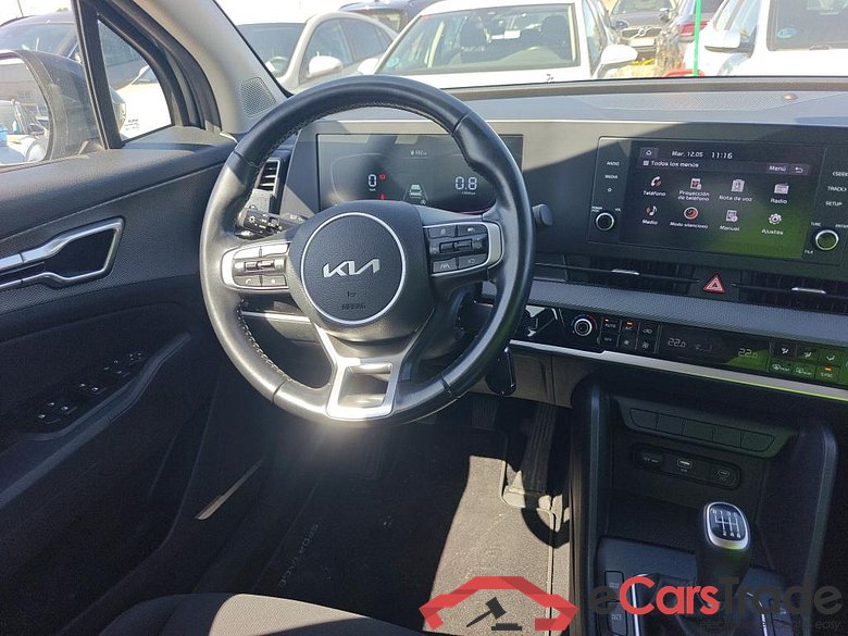 KIA Sportage / 2022 / 5P / todoterreno 1.6 T-GDi 110kW (150CV) Concept 4x2 #3