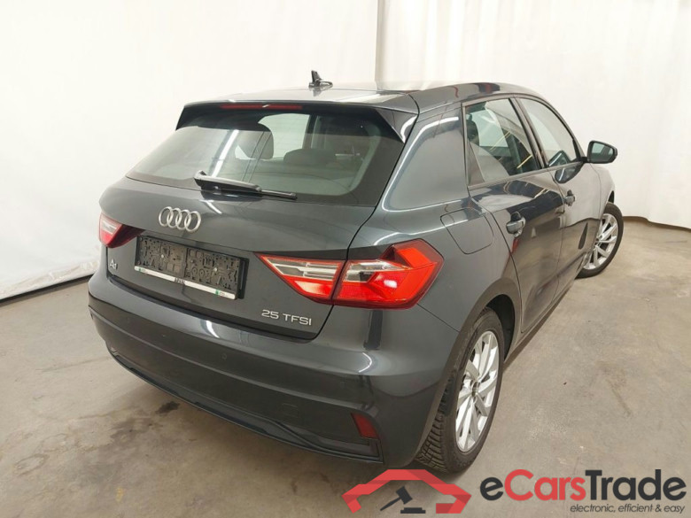 Audi A1 Sportback 1.0 25 TFSI 70kW Advanced 5d #2