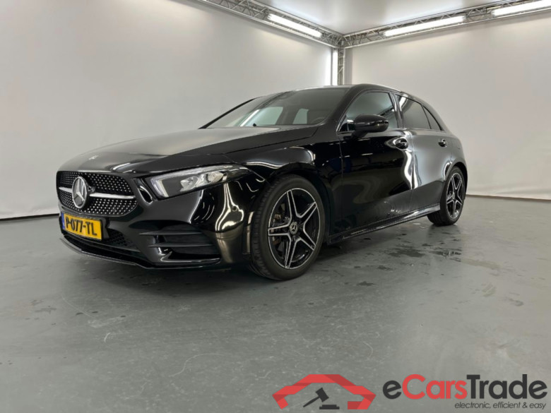 MERCEDES-BENZ A-KLASSE 180 Business Solution AMG #1