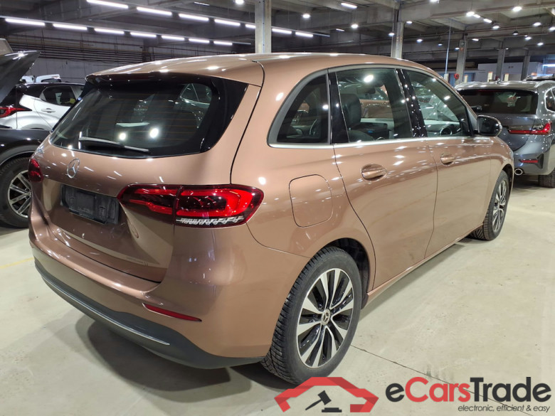 MERCEDES-BENZ B-CLASS 1.3 B 250 E DCT #4