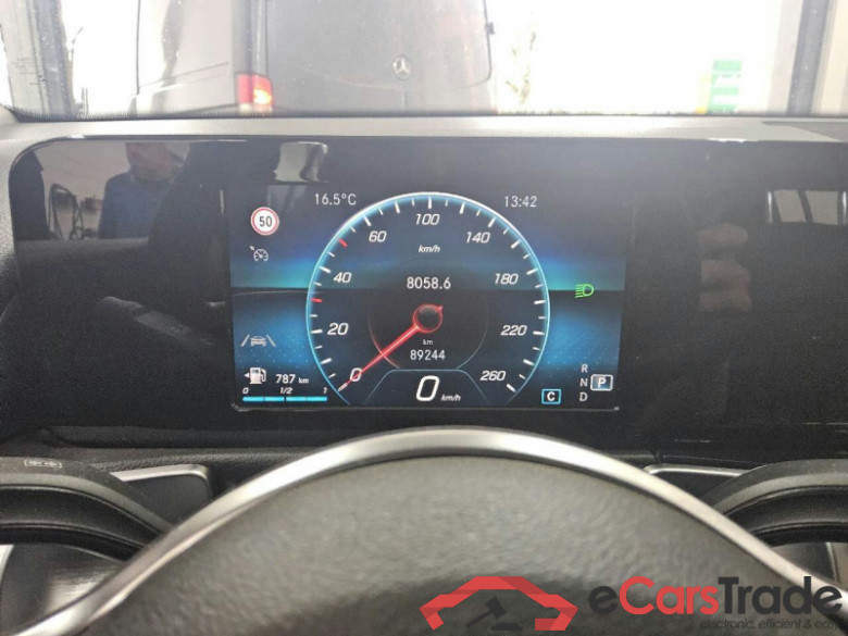Mercedes-Benz GLB (BM 247)(07.2019->) DE - SUV5 GLB 180 d EU6d, Progressive, 2019 - 2023 #6