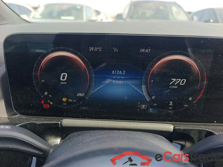 MERCEDES-BENZ GLA / 2020 / 5P / todoterreno GLA 200 D #4
