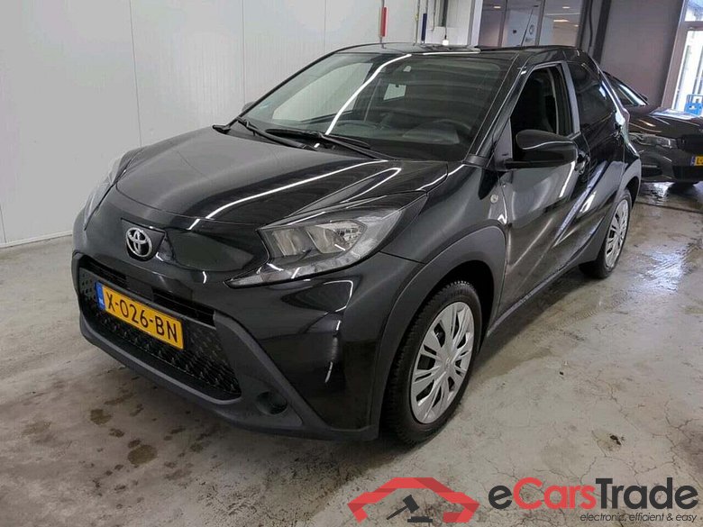 TOYOTA Aygo X 1.0 VVT-i MT Play