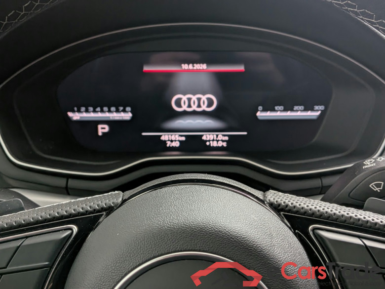 AUDI A4 AVANT 35 TFSI S ed comp #6