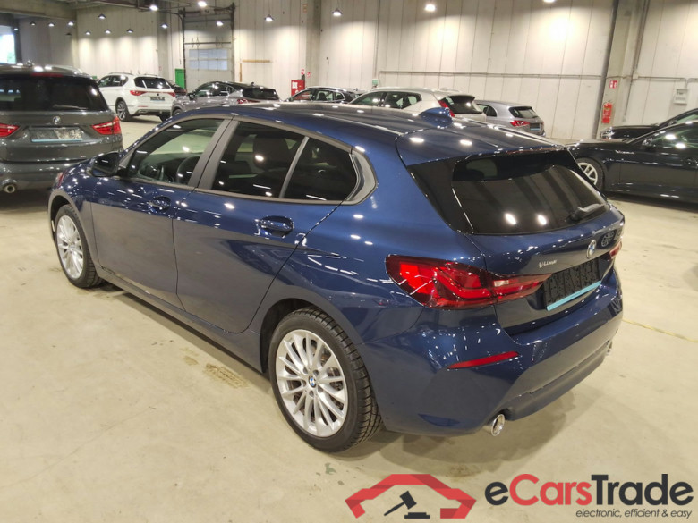 BMW 1 SERIES HATCH 2.0 120I (131KW) #2