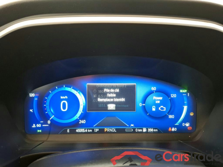 FORD Kuga / 2019 / 5P / SUV 2.5 Dur 225 hybrid PHEV Pshift Titanium #6