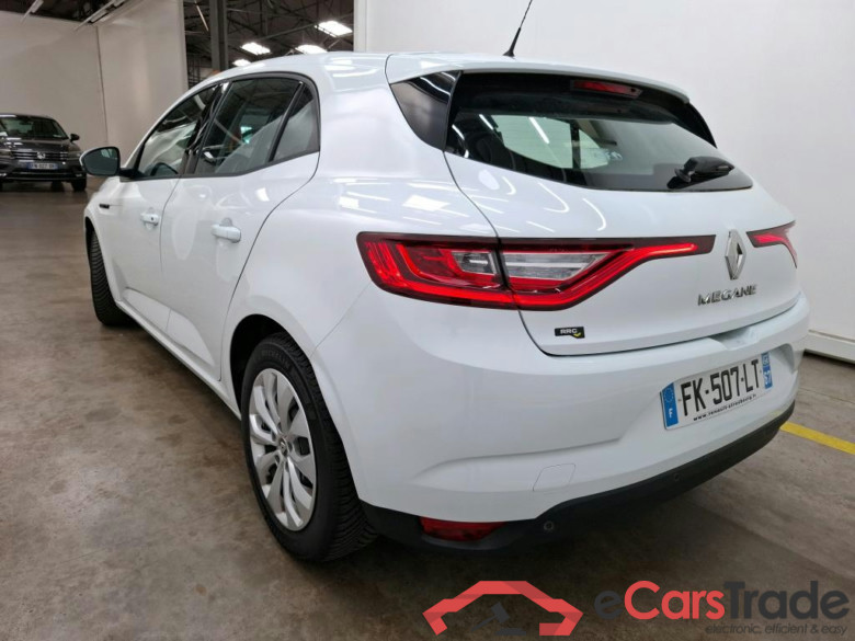 Megane IV Berline 5pt. Société Air Nav 1.5 dCi 90CV BVM6 E6 #2
