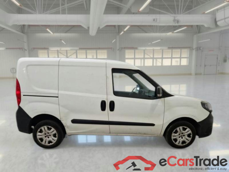 FIAT DOBLÒ CARGO / 2014 / 4P / VETT. FURGONATA CH1 LOUNGE 1.3 MJET 95CV E6D SeS #6