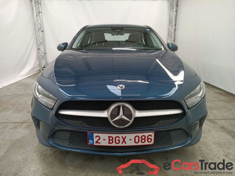 Mercedes-Benz A-Klasse Limousine A 180d DCT Business Solution 4d #5
