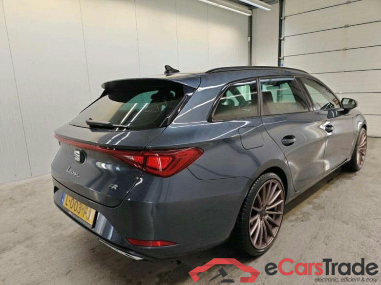 SEAT Leon Sportstourer 1.5 TSI FR Launch Ed #2