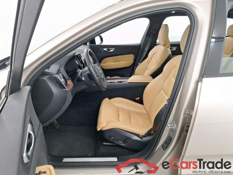 VOLVO XC60 2.0 T6 PHEV PLUS DARK AUTO 4WD #5