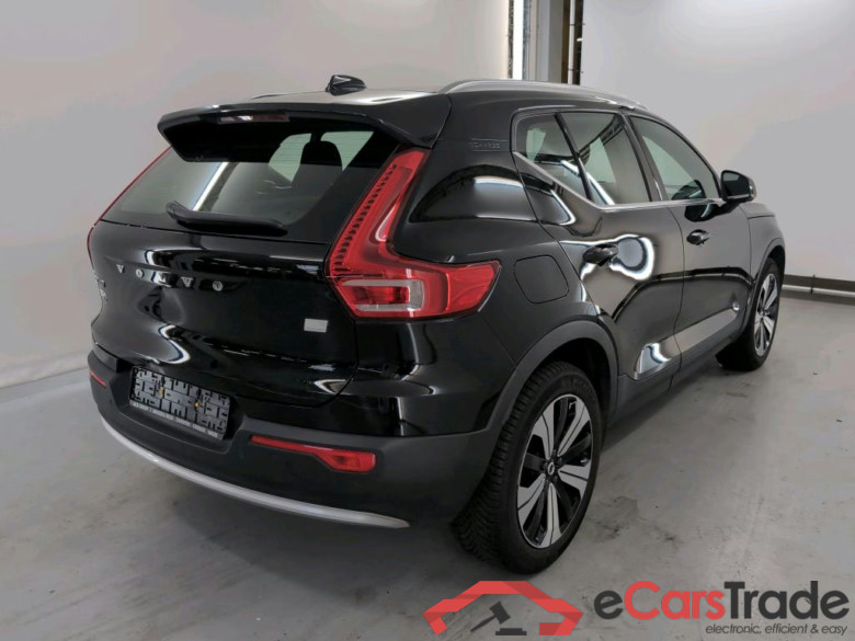 VOLVO XC40 1.5 T4 PHEV ULTIMATE BRIGHT DESIGN DCT #4