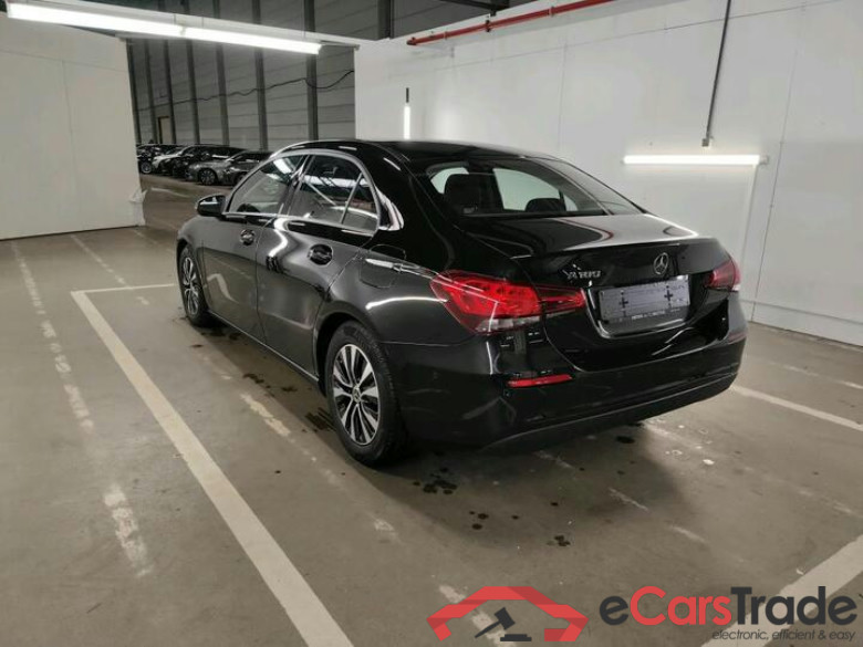 Mercedes A-Klasse Limousine A-Klasse Limousine A 180 Business Solution 100kW/136pk  4D/P Auto-7 #3