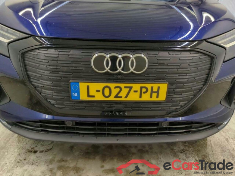 AUDI Q4 e-tron 35 L ed. Adv. 55 kWh #4