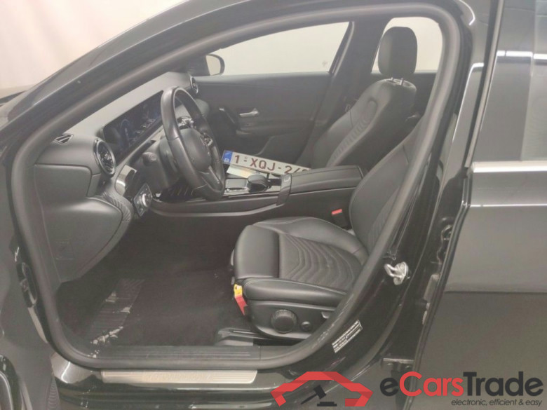 Mercedes-Benz A-Klasse A 180 d Business Solution Aut. 5d #3