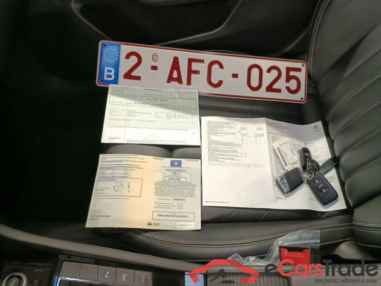 Skoda Superb Combi 1.4 TSI iV 160kW DSG6 L&K 5d #4