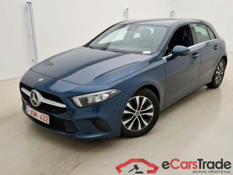 MERCEDES-BENZ A-KLASSE 2.0 180 D STYLE 8G-DCT #1