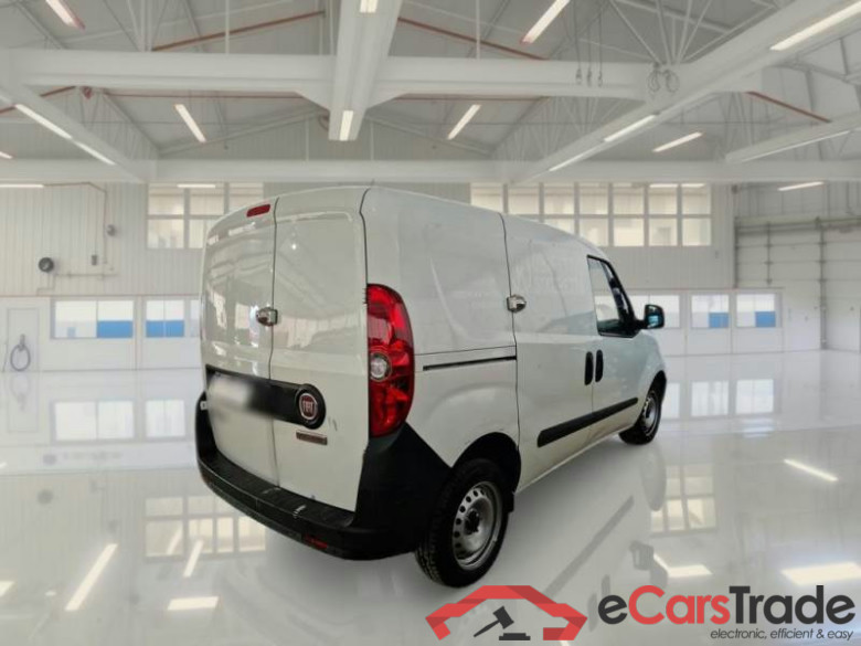 FIAT DOBLÒ CARGO / 2014 / 4P / VETT. FURGONATA CH1 BUSINESS 1.6 MJET 105CV E6D-F SeS #2