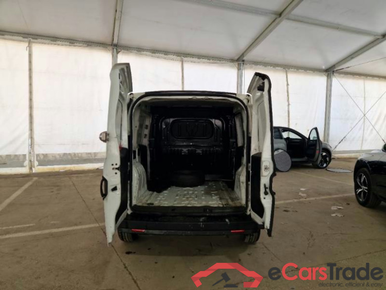 FIAT DOBLÒ CARGO / 2014 / 4P / VETT. FURGONATA CH1 BUSINESS 1.6 MJET 105CV E6D-F SeS #5