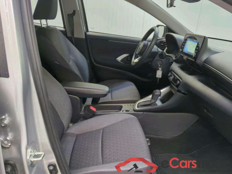 TOYOTA Yaris 1.5 Hyb. Active #5