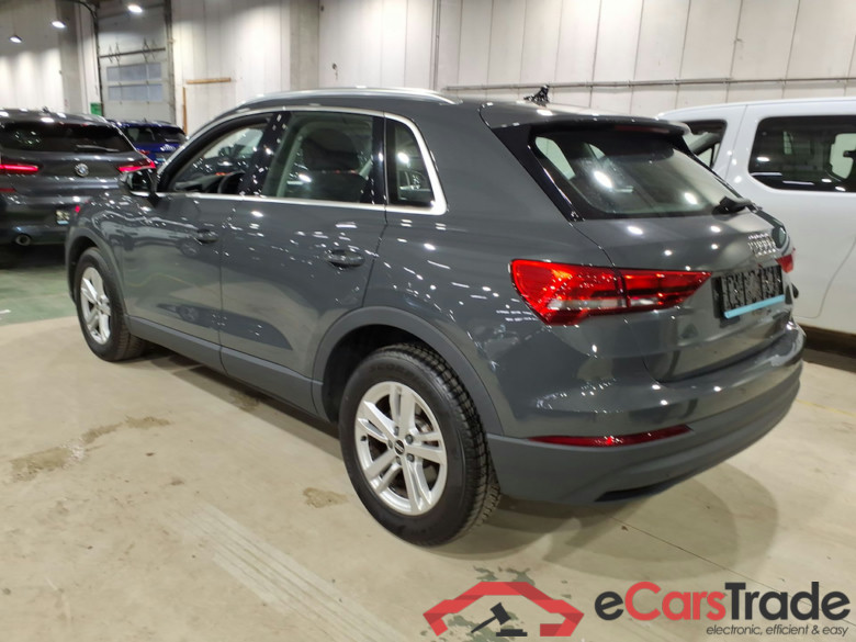 AUDI Q3 DIESEL - 2019 35 TDi Business Edition S tronic #2