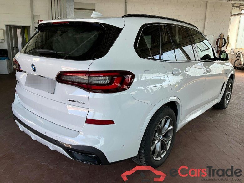 Baureihe X5 xDrive 45 e M Sport 3.0 290KW AT8 E6d #3