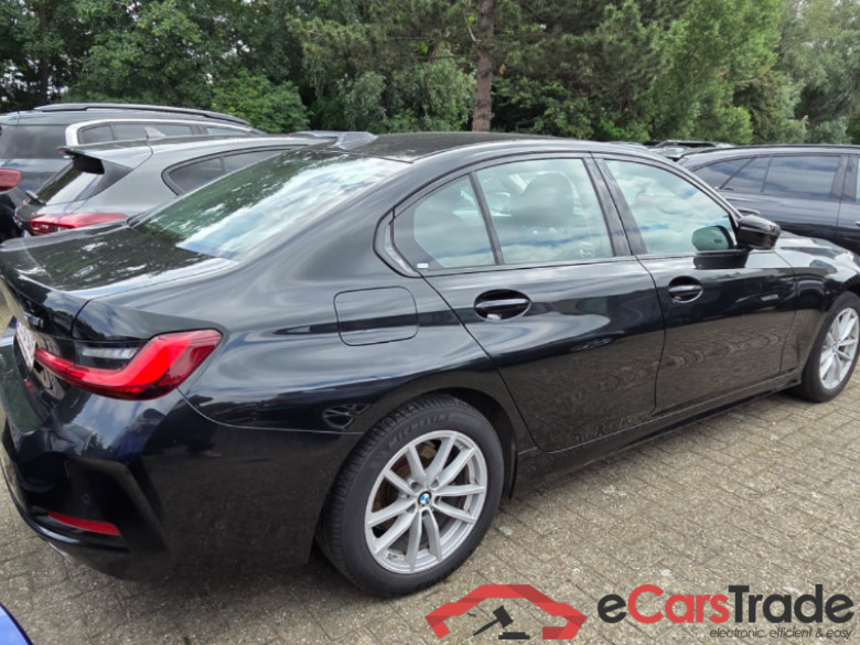 BMW 318i Aut. LED LC-Pro Navi KeylessGo Camera Klima PDC ... #3