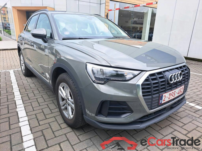 AUDI Q3 1.4 45 TFSI E S TRONIC #2
