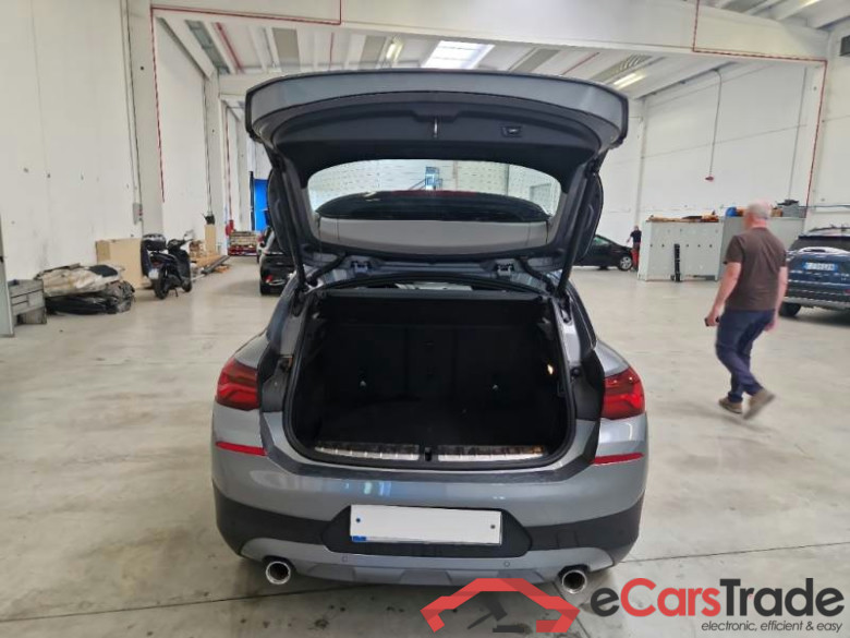 BMW X2 / 2017 / 5P / SUV SDRIVE 18D BUSINESS X #5