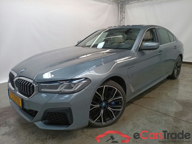 BMW 5 - 2020 530eXAS 184hp PHEV 4d ///M-Sportkit (total options: 19,576 Ex.Vat) #1