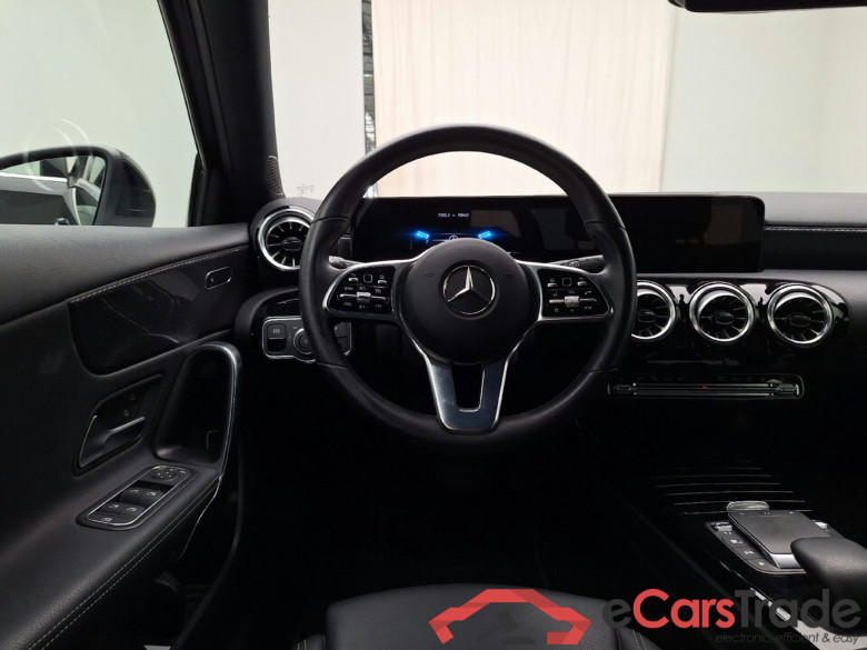 Mercedes, A-Class '18 PHEV, Mercedes-Benz A-Klasse A 250 e Luxury Line 5d #5