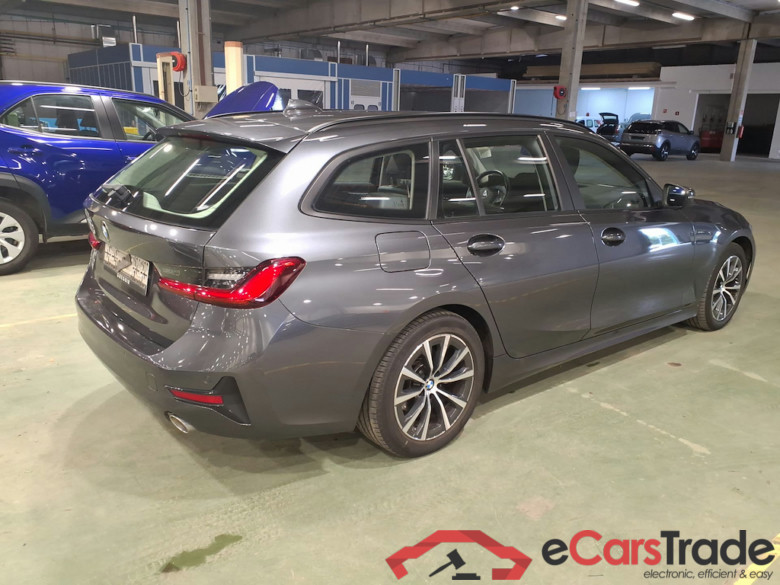 BMW 3 SERIES TOURING 2.0 318DA (100KW) TOURING #4