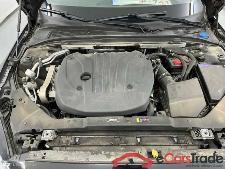 VOLVO V60 - 2018 2.0 B3 MHE Momentum Pro Geartronic #6
