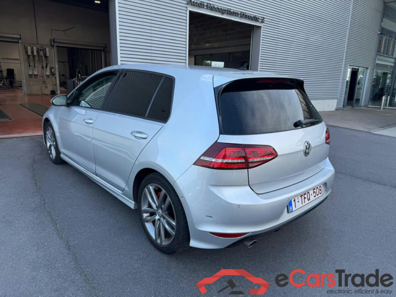 VOLKSWAGEN Golf VII Golf  Highline 1.6 TDI BlueMotion Technology 81 kW (110 ch) 5 vitesses manuel #3