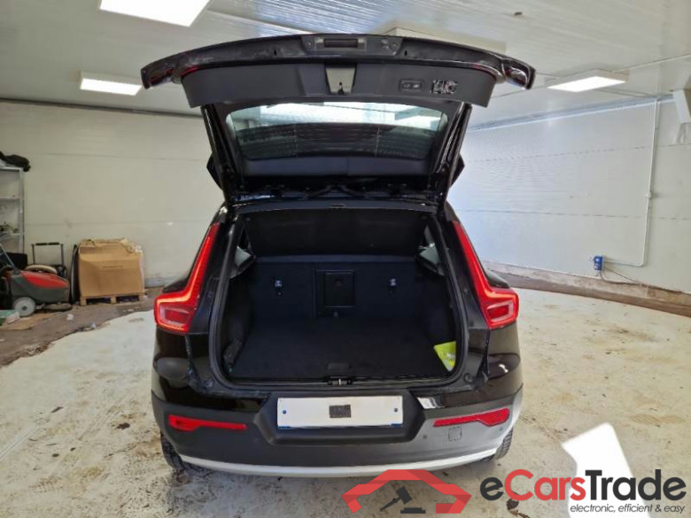 VOLVO XC40 / 2017 / 5P / FUORISTRADA T4 PLUG-IN HYBRID AUTO RECH INSC EXPR N1 #5