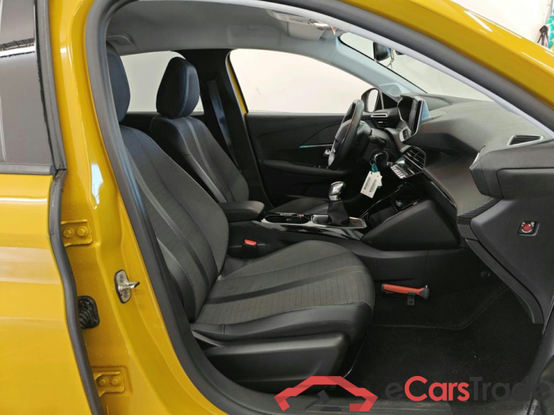 Peugeot 208 Allure 1.2 PureTech 75 5d #3