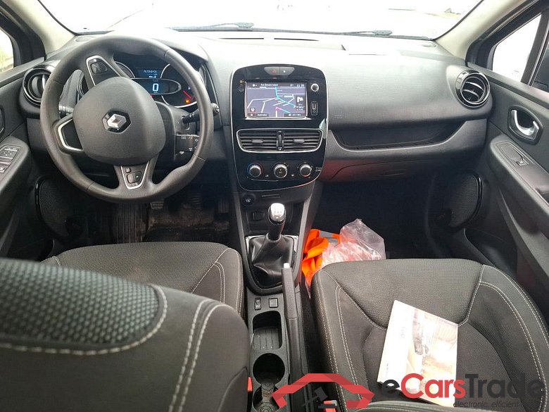 Clio IV Air MediaNav 1.5 dCi 90CV BVM5 E6 #5