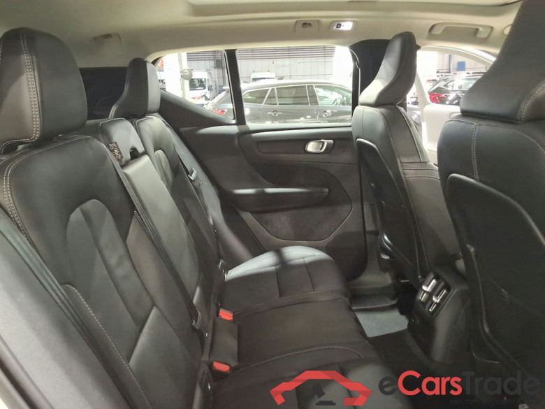 VOLVO XC40 1.5 T4 PHEV ULTIMATE DARK DESIGN DCT #5