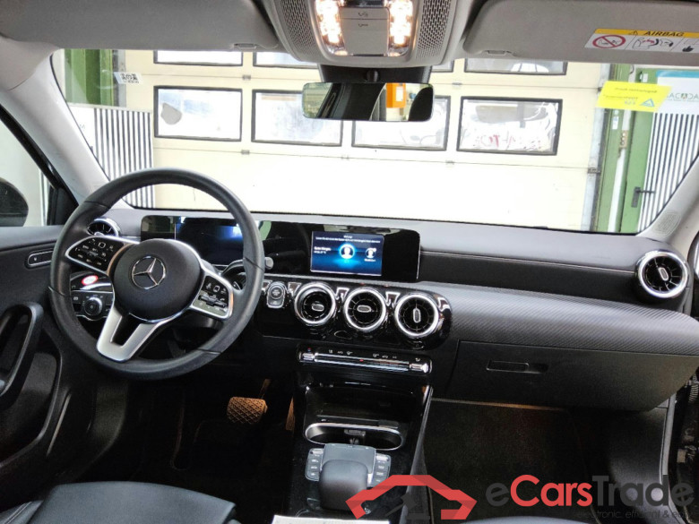 MERCEDES-BENZ A-Klasse A 180 7G-DCT Style 5d 100kW #3