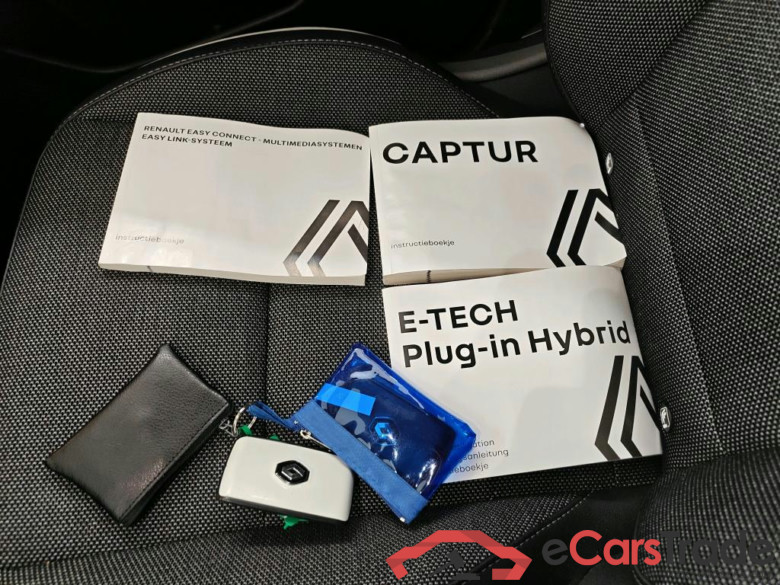 Renault Captur plug-in hybrid 160 techno 5d #4